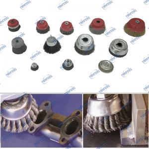 Producent Niestandardowe usuwanie rdzy Puchar drutem szczotkowym Twist Style do usuwania rdzy i farby