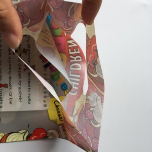 pełne opakowania plastikowe torby na zakupy z wyciętym uchwytem