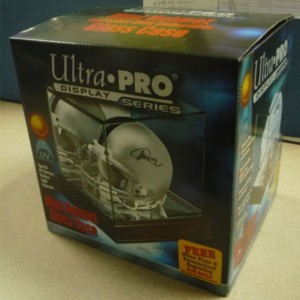 Stojak na szklany hełm mini