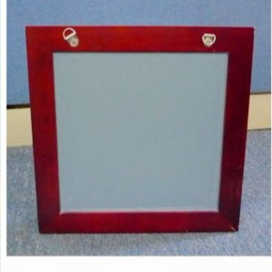 Naścienna gablota do piłki nożnej