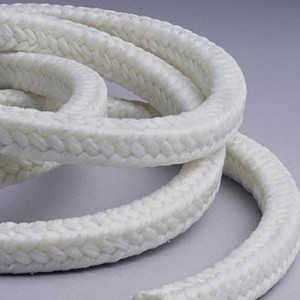 Grafitowe opakowanie z narożnikami z włókna węglowego