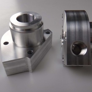 Dostosowywanie niestandardowych części samochodowych