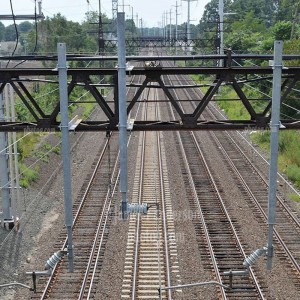 Kolejowe sieci trakcyjne i portale