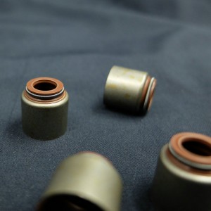 Rozmiar niestandardowy Auto gumowe części Uszczelnienie olejowe trzonka zaworu Uszczelnienie olejowe SKF do silników samochodowych