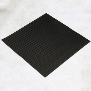 Wytrzymałe gumowe maty kabinowe stabilne gumowe maty do bud dla psów