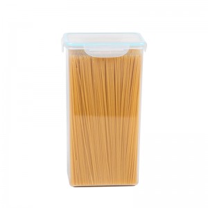 Przezroczysty plastikowy pojemnik do przechowywania żywności o pojemności 2,6 l z hermetyczną pokrywką