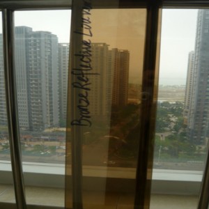 SZKŁO POWLEKANE ODBLASKOWO