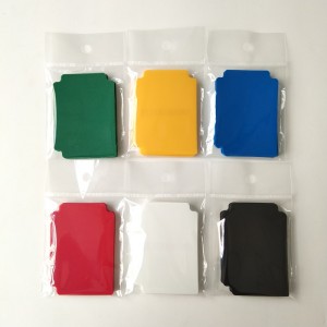 Czarne dzielniki kart do gier do talii