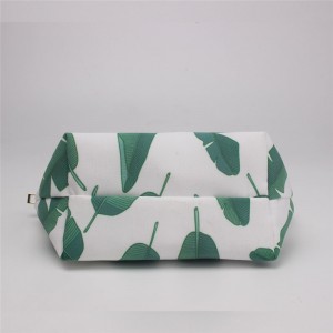 Promocyjna torebka do makijażu z zamkiem błyskawicznym