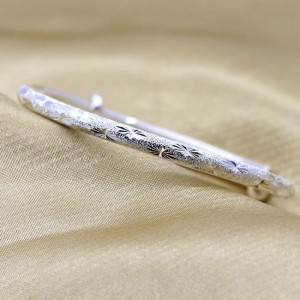 999 Srebrna bransoletka Prosta okrągła tuba szlifowana bransoleta w stylu kobiecym z pełną gwiazdą