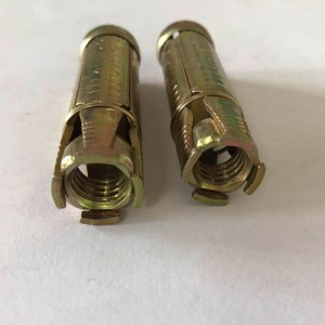 4 sztuki wytrzymałych kotew osłonowych