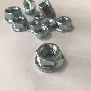 nakrętka kołnierzowa