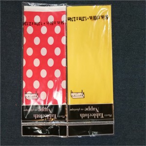 Uroczystości weselne Plastikowy nadruk na stole PEVA Obrus ​​jednorazowy Zastawa stołowa