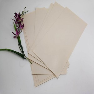 Wysokiej jakości 0,5 mm morelowy kolor Sztywny plastikowy arkusz PET z tworzywa sztucznego do mebli