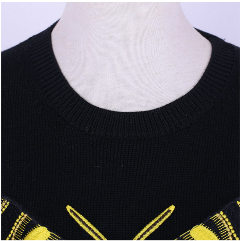 Wełniany sweter z dzianiny swetrowej na zamówienie dla kobiet