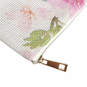 Damska kosmetyczka z nadrukiem kwiatowym Fasion