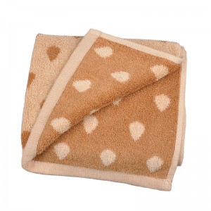 Ręcznik żakardowy w kolorze naturalnej bawełny