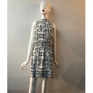 SUKIENKA Z WYSOKIMI SZYJAMI JLWD0021