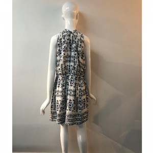 SUKIENKA Z WYSOKIMI SZYJAMI JLWD0021