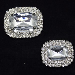 Nowy projekt Elegancka biała biżuteria Przezroczysty akrylowy guzik z kryształu górskiego Tani plastikowy guzik do szycia 9