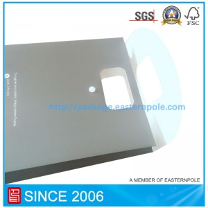 Zaklej papierową torbę zapięciem na rzep