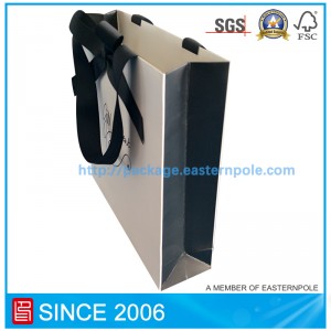 Elegancka papierowa torba na prezent z niestandardowym wzorem