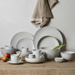 Hurtownia niestandardowy hotel pielenie luksusowy 50 sztuk złota naklejka Chiński styl grzywny ceramiki porcelanowej zestawy obiadowe