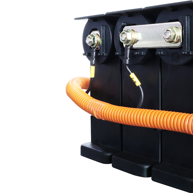 Do akumulatorów samochodowych Prius