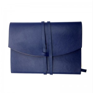 książka z notatkami