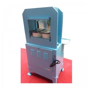 używana maszyna do formowania wkładek do butów BANF P64 włochy