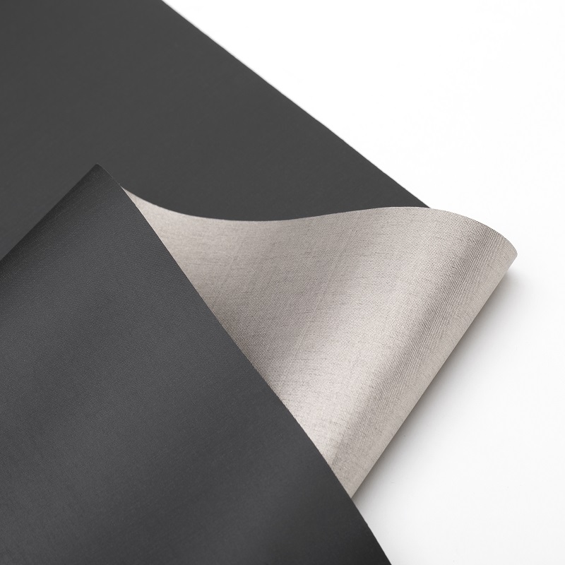 Czarny materiał \/ Czarny materiał przewodzący