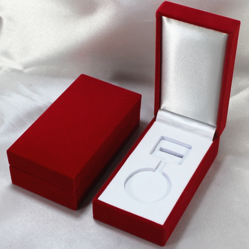 Element V-10 prostokąt Sztuczne pudełko ze skóry ekologicznej na medal 40 * 80 mm i znaczek itp. Mm. 60 * 111 * 38, waży około 82g