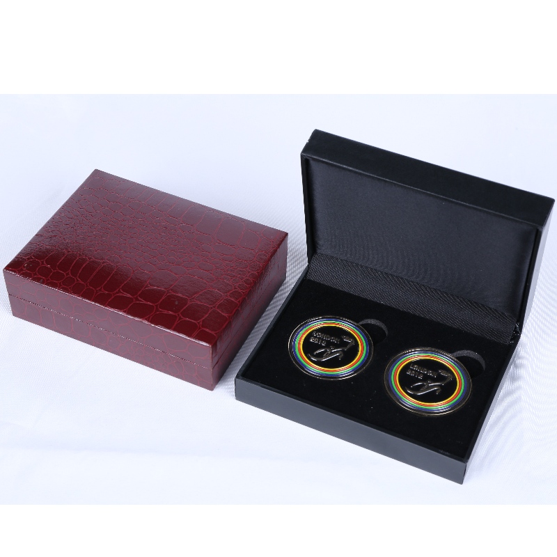 Element V-18 prostokątny Leatherette Pudełko papierowe dla monet podwójnych lub 60*100mm medalu z paragonami, itp. mm.120*90*40, wagi około 135g