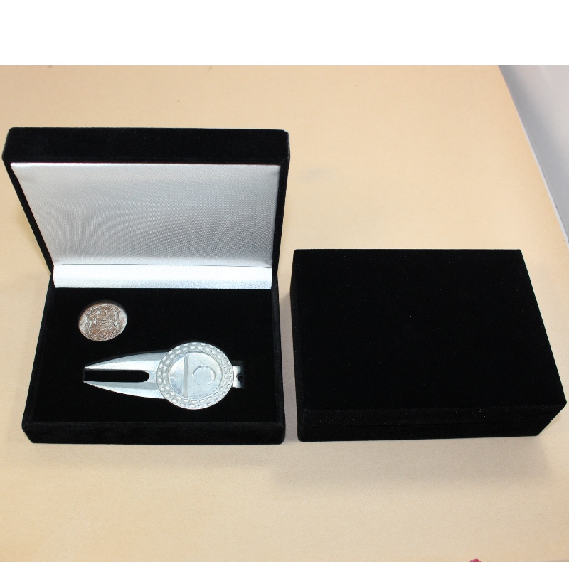 Element V-18 prostokątny Leatherette Pudełko papierowe dla monet podwójnych lub 60*100mm medalu z paragonami, itp. mm.120*90*40, wagi około 135g