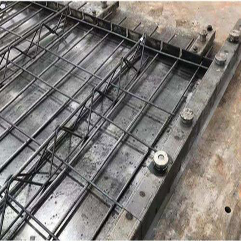 Dostosowuje się do wielostopniowego wzmocnienia wzmacniającego szalunek