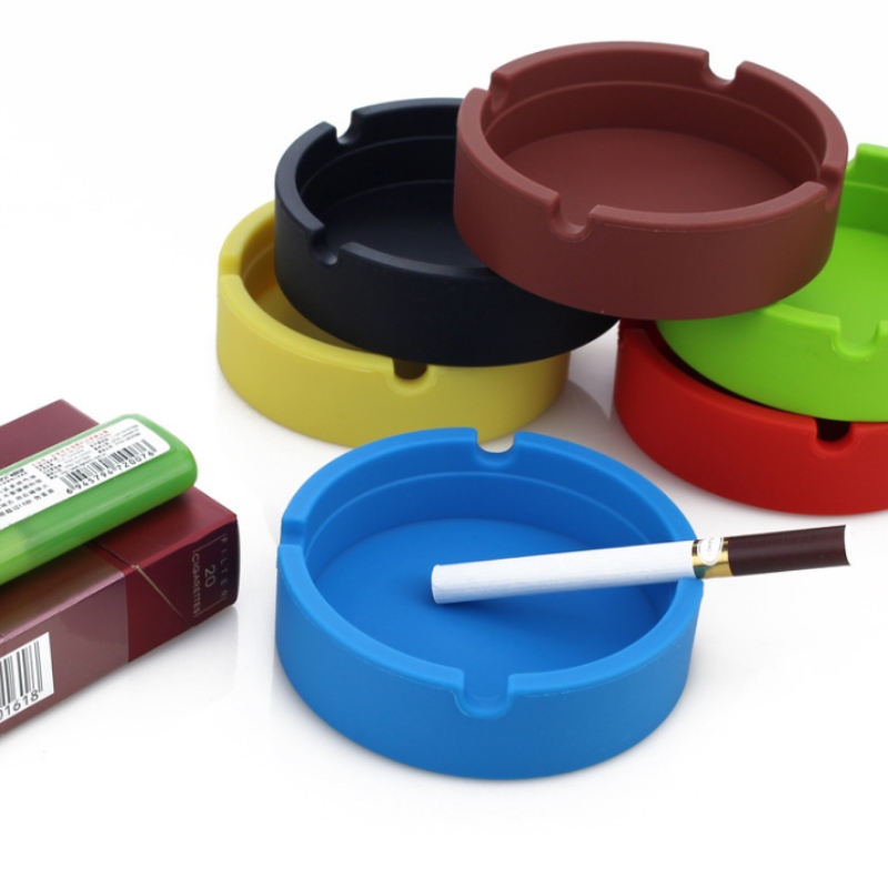 Mała okrągła popielniczka