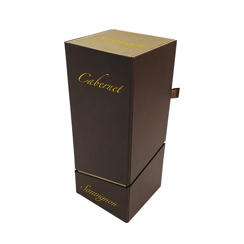 Brązowe składane pudełko na whisky z magnetycznym zamknięciem