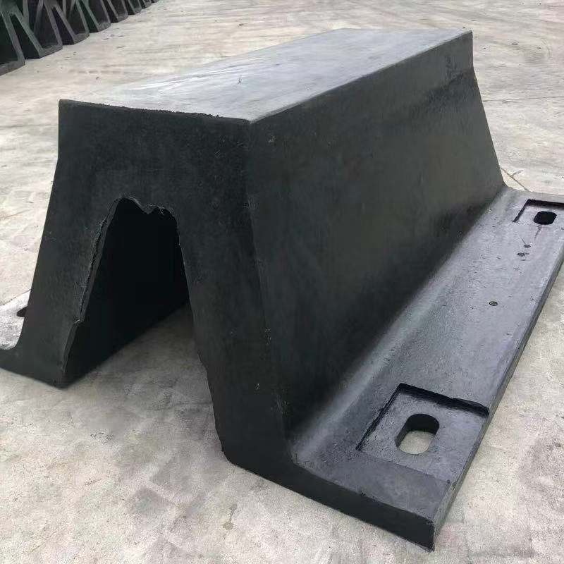 Osłony z gumy morskiej z łuku