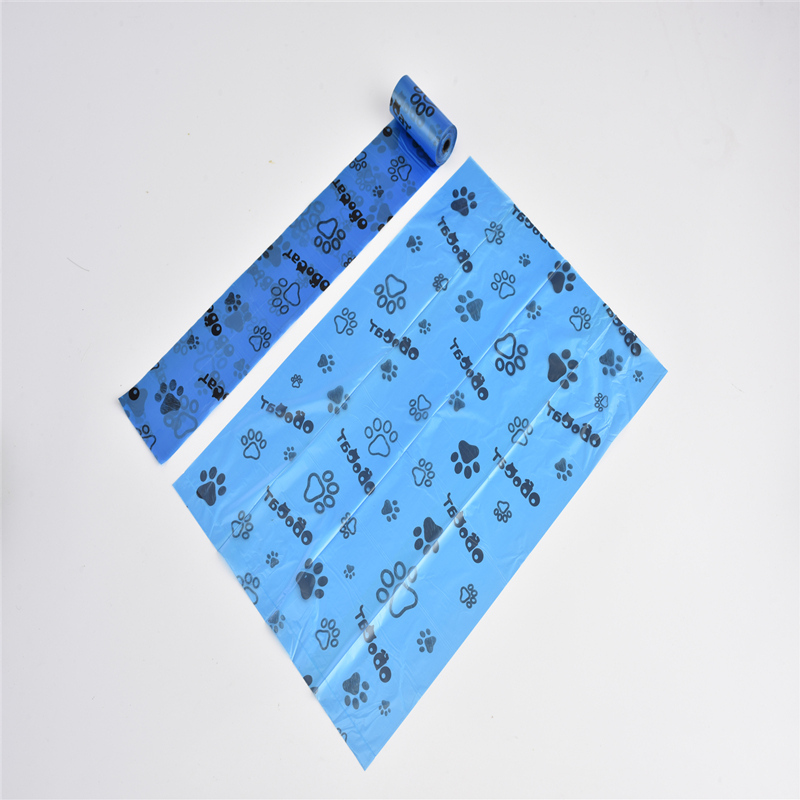 Kompostowalne ulegające biodegradacji worki na odchody dla psów domowych