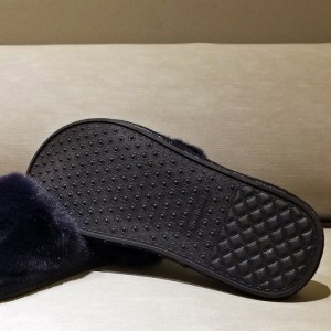 Tassel Sweter Slippers