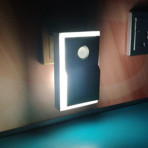 Światło nocne czujnika M004Y