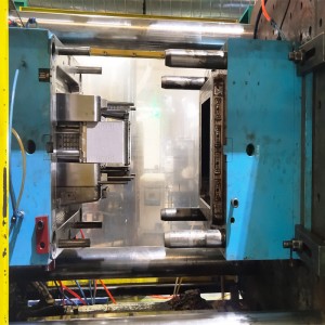 Precyzyjne projektowanie form Certyfikaty ISO prototypowe części samochodowe z tworzyw sztucznych do maszyn