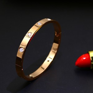 Świeża bransoletka ze stali tytanu zimnej powietrza