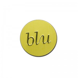 Etykieta z butelki perfum