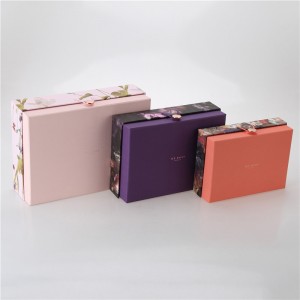 Delikatny pozłacany przycisk Guzik elastyczny przycisk