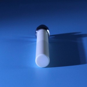 Tłok ceramiczny tlenku glinu.