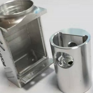 Przetwarzanie części CNC.