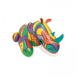 Kulturanosorożcanosorożca letnia impreza woda jazdana pływakach z ciężkimi uchwytami