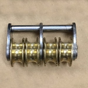 Kulspidy morskie ze stalinierdzewnejna płytę żaglową