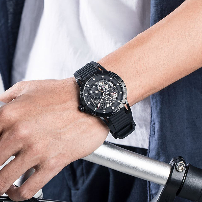 Mówię wam, istnieją trzy powody, dla których mężczyźninoszą zegarki!